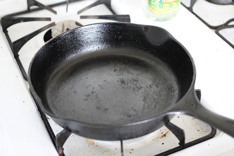 Casa de Kei: How to Clean + Season Cast Iron Like a PRO
