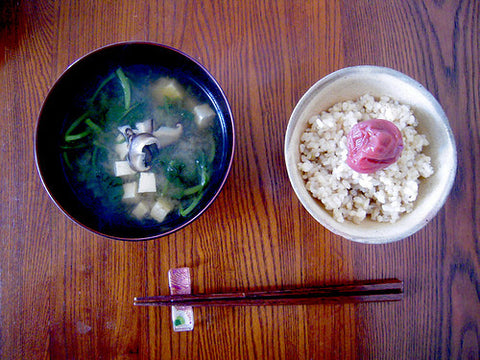 Japanify: How to Make Miso Soup