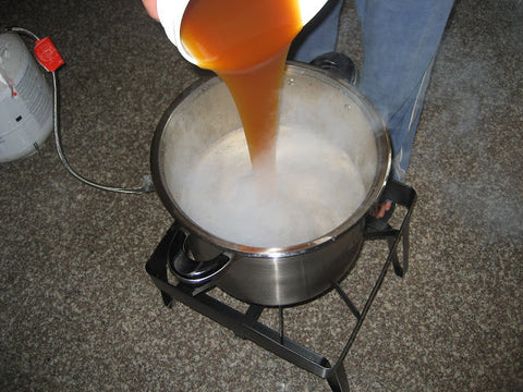 Throwback Thursday: Tap This Homebrewing Guide