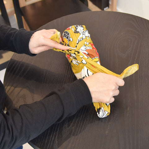 How to Wrap a Bottle with Furoshiki