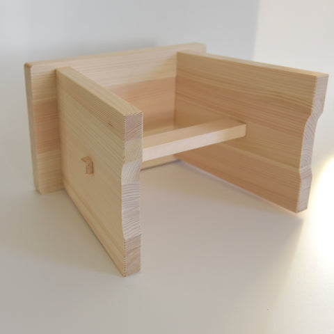 Hinoki Stool